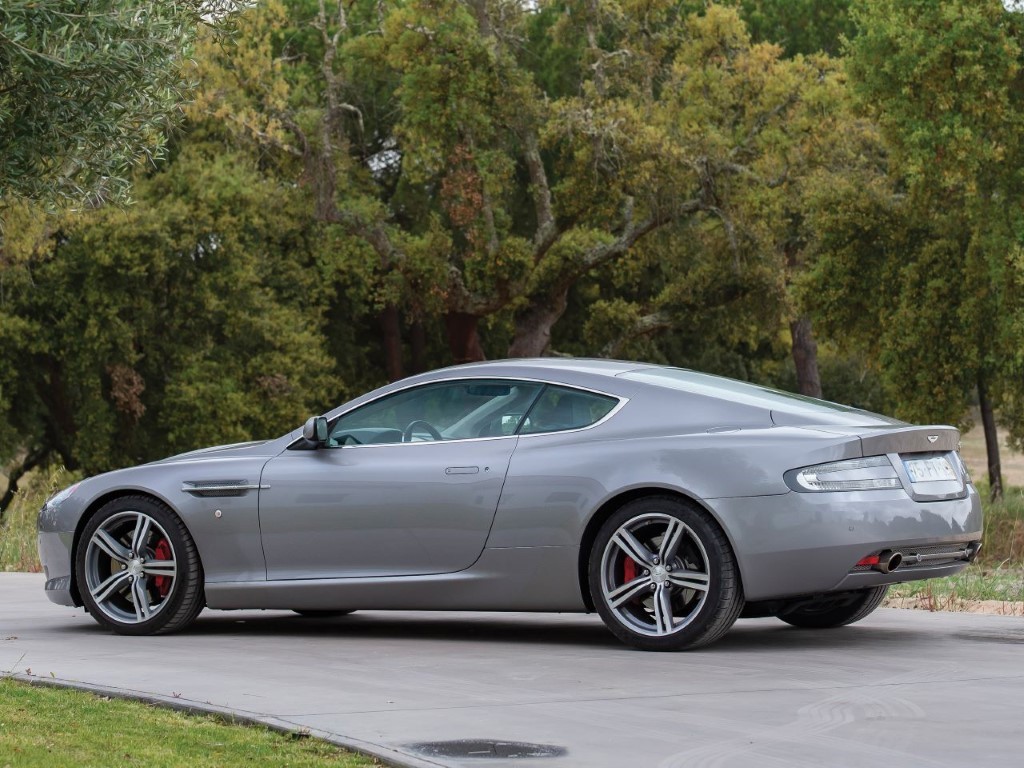 Aston Martin DB9 5.9 V12 LM Edition